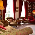 Delphi Hotel
