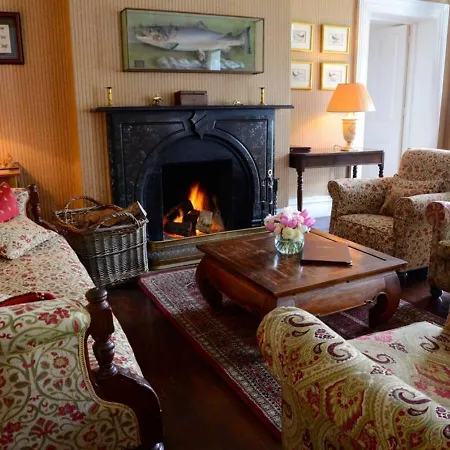 德尔福旅馆 酒店