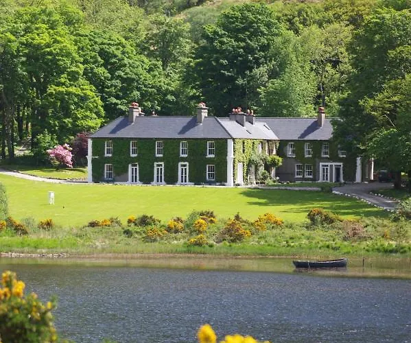 Отель Delphi Линон