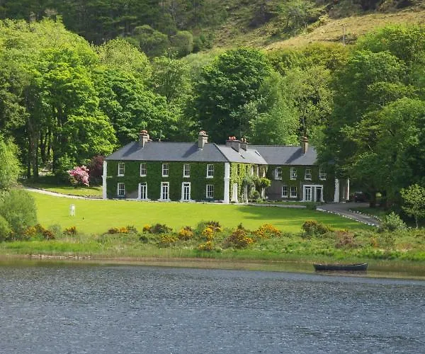 Отель Delphi 4*